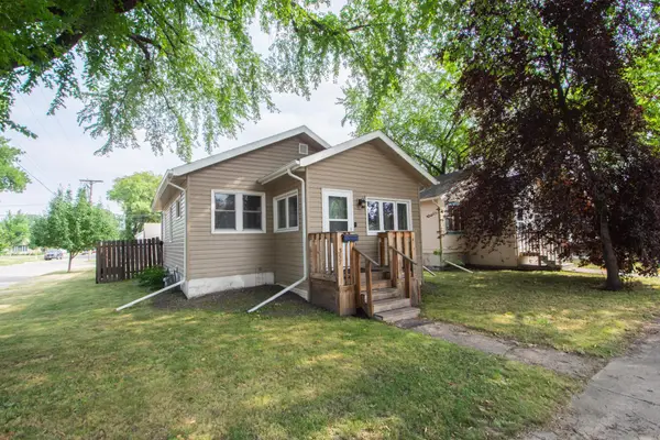 357 15th Avenue S, Fargo, ND 58103