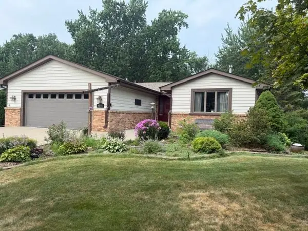 4657 Kent Street, Shoreview, MN 55126