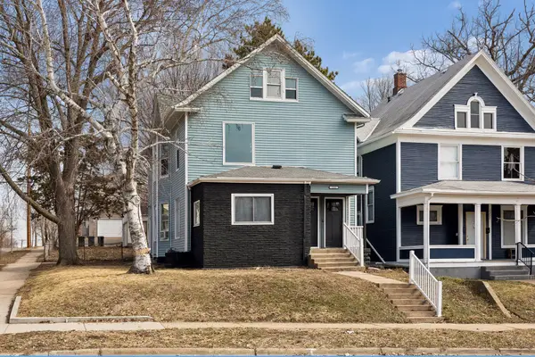 2326 Bryant Avenue N, Minneapolis, MN 55411