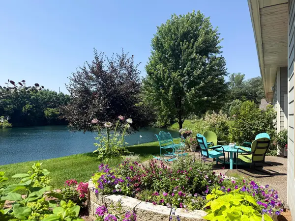 1853 Traders Point Lane Sw, Rochester, MN 55902