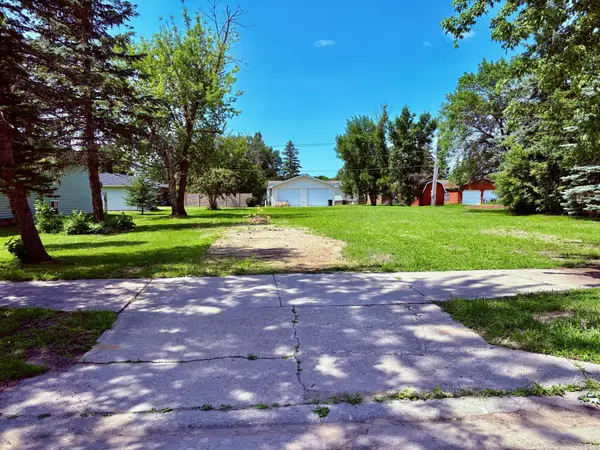515 Main Avenue S, Baudette, MN 56623
