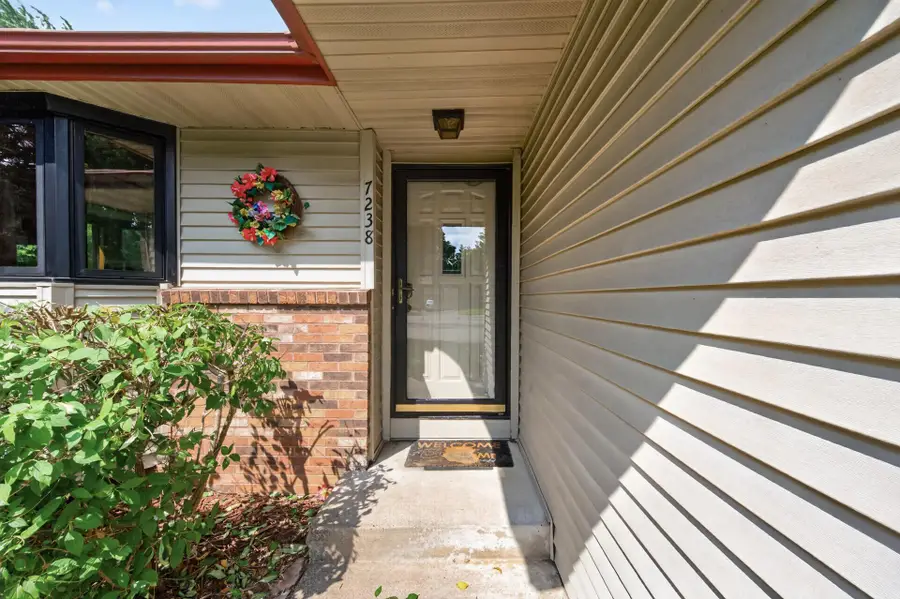 7238 Taffy Way, Eden Prairie, MN 55346 - #3