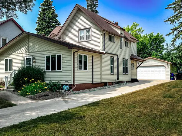 316 S Ash Street, Crookston, MN 56716