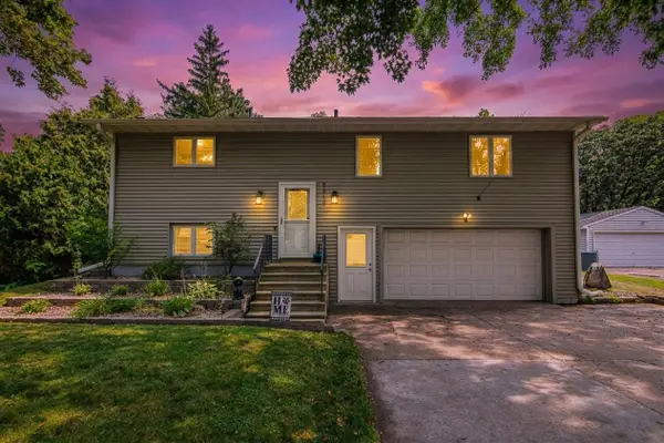 5919 Oldfield Avenue N, Stillwater, MN 55082