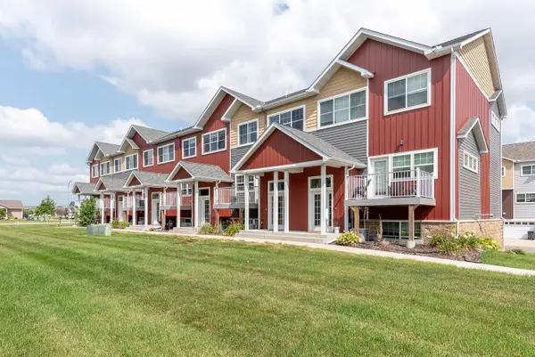 3025 Bluestem Trail, Mankato, MN 56001