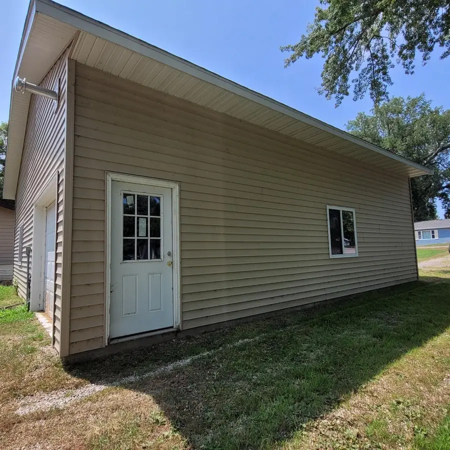 2375 Cottonwood Lake Drive, Windom, MN 56101 - #2