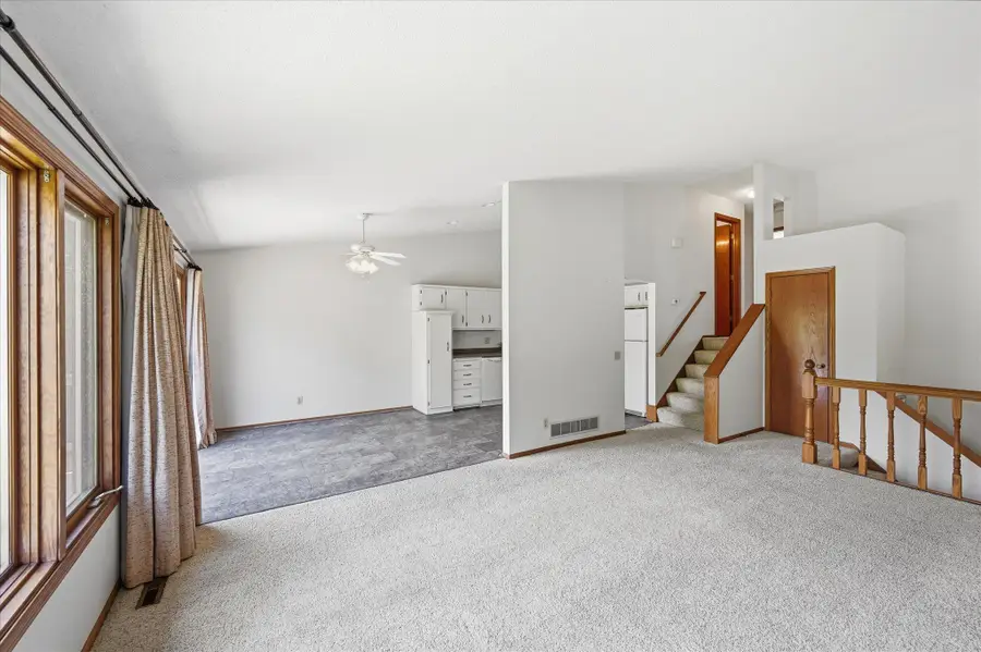 4029 Silver Lake Rd Ne, Saint Anthony, MN 55421 - #2