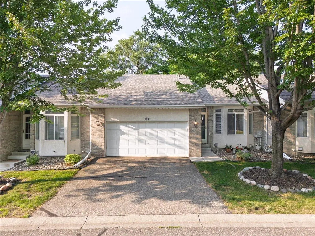 13310 Glenhaven Court, Apple Valley, MN 55124 - #1