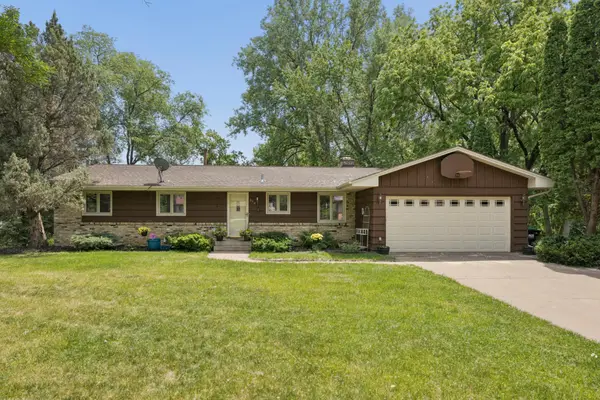 290 Rice Creek Boulevard Ne, Fridley, MN 55432