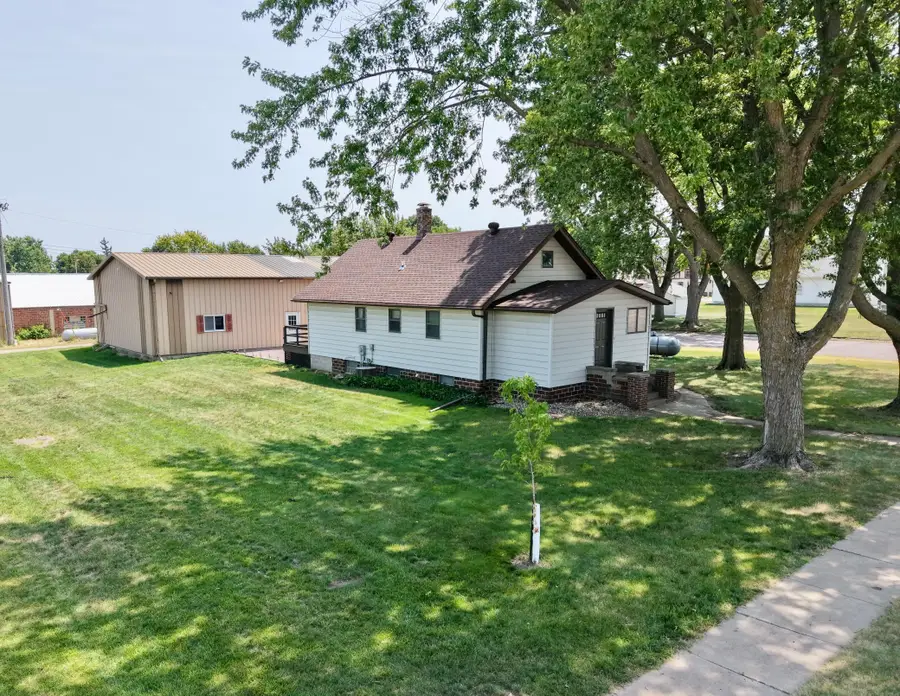 200 2nd Street N, Darfur, MN 56022 - #3