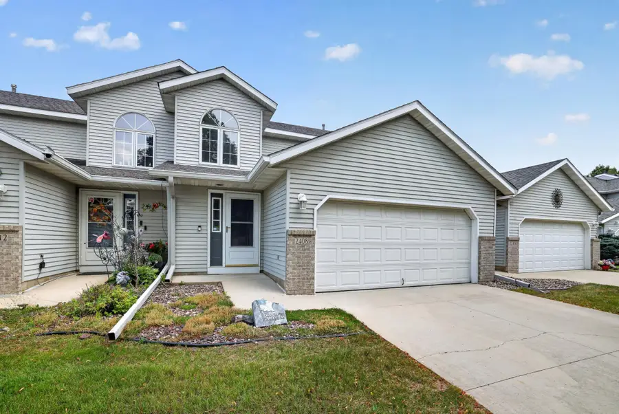 2408 Viola Heights Drive Ne, Rochester, MN 55906 - #2