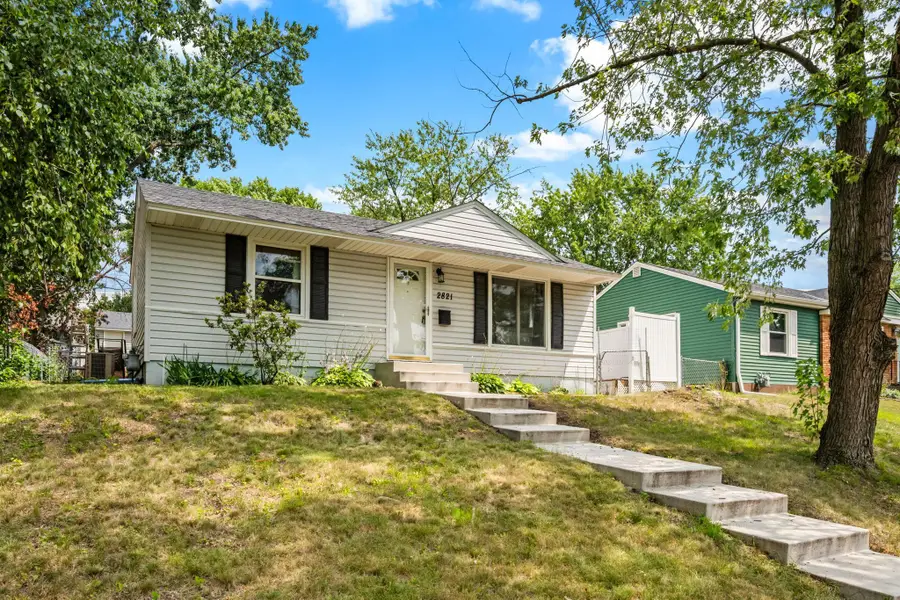 2821 Quebec Avenue S, Saint Louis Park, MN 55426 - #2