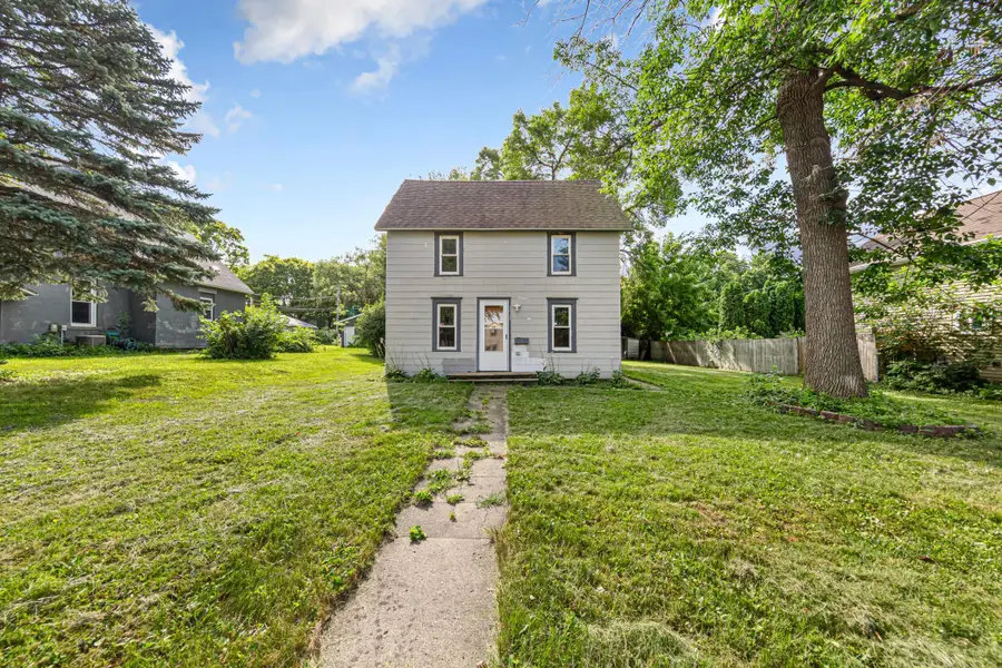 1519 N 4th Street, Mankato, MN 56001 - #2