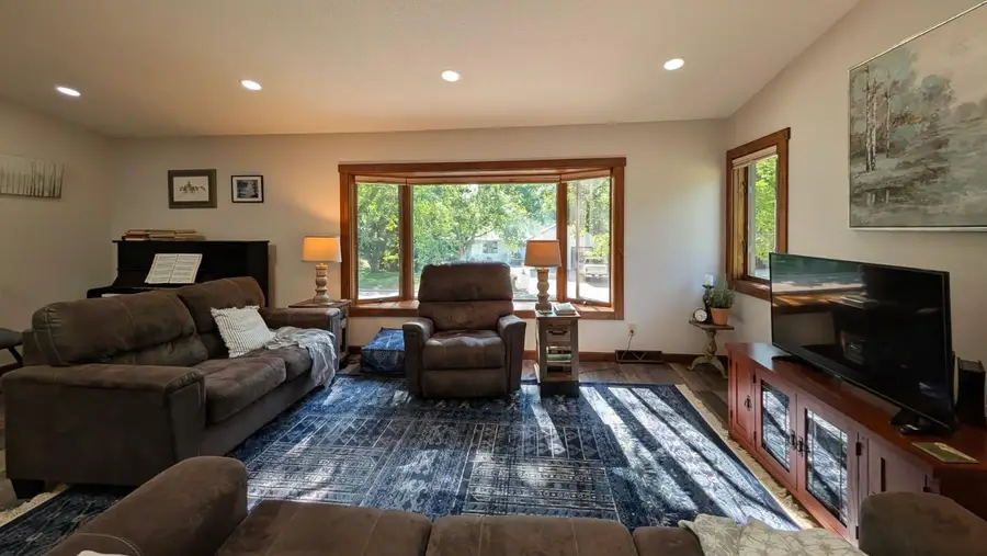 1216 Oak Drive, Montevideo, MN 56265 - #3