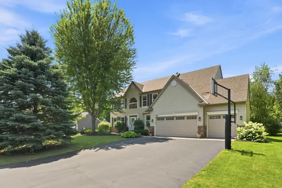 3578 Commonwealth Road, Woodbury, MN 55125 - #2