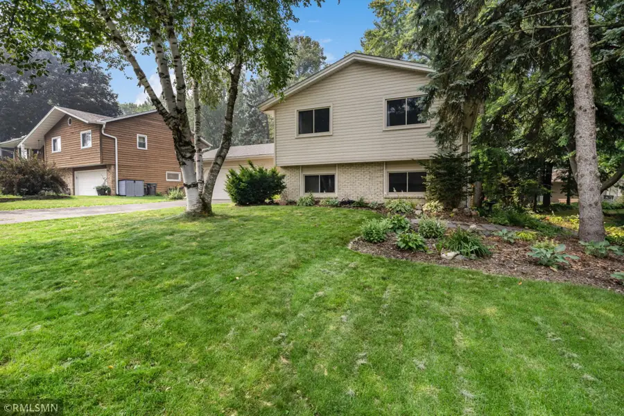 10581 Lake Fall Drive, Eden Prairie, MN 55347 - #3