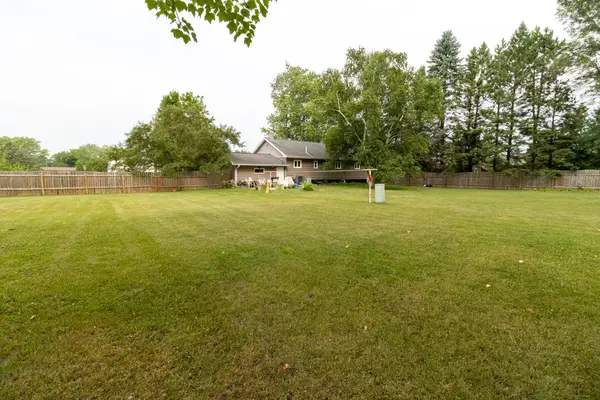210 3rd Avenue Ne, Bertha, MN 56437