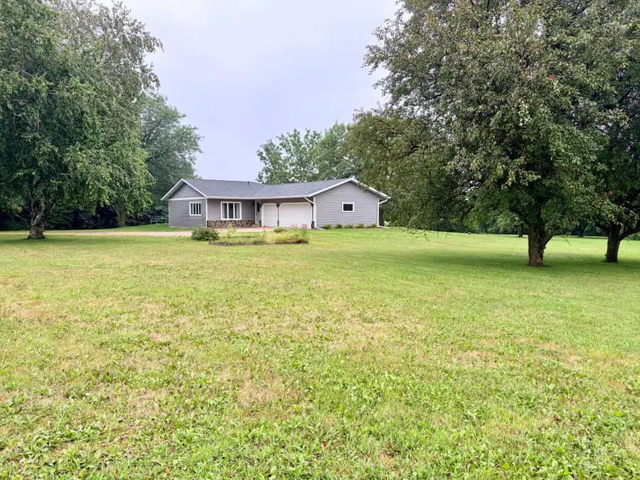 4131 75th Street Nw, Pennock, MN 56279 - #2