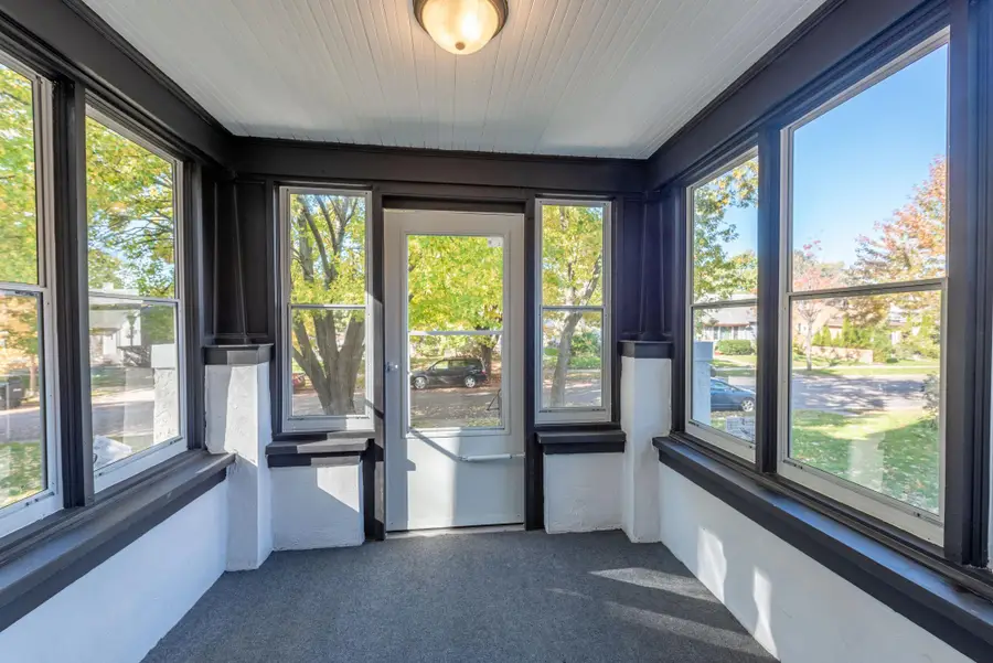 468 Warwick Street, Saint Paul, MN 55105 - #3