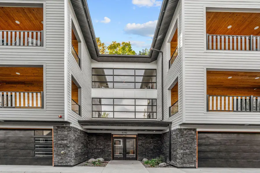 5742 Shady Oak Road S #6, Minnetonka, MN 55343 - #3