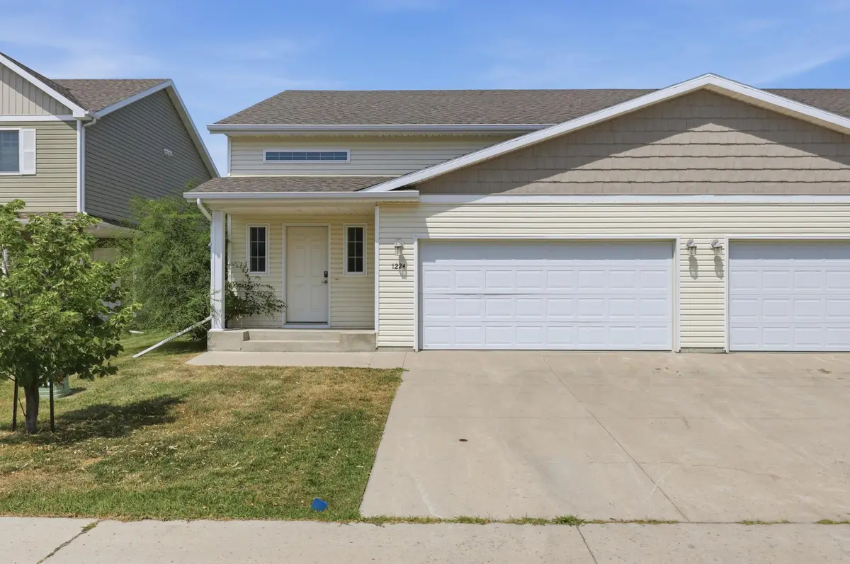 1224 S Beach Way, West Fargo, ND 58078 - #1