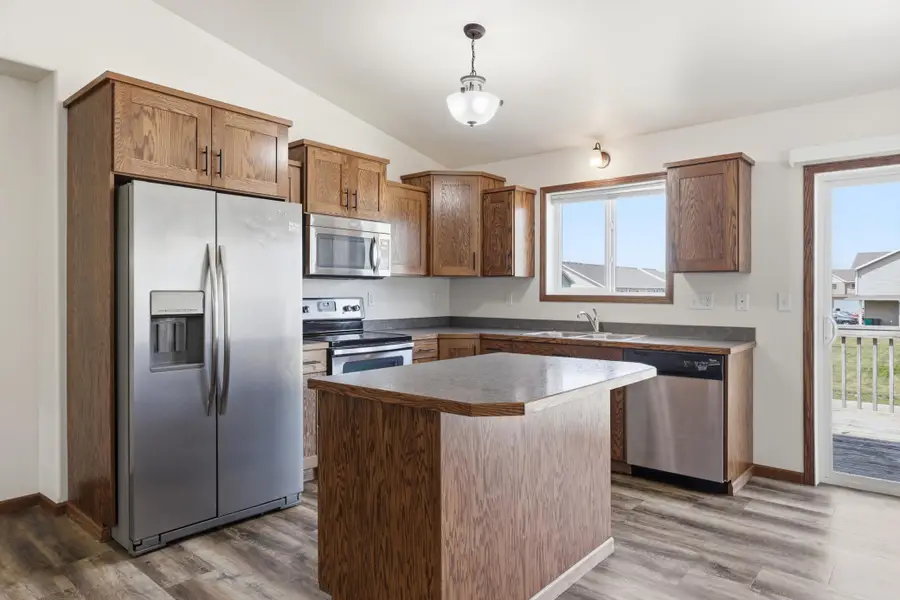 1224 S Beach Way, West Fargo, ND 58078 - #2