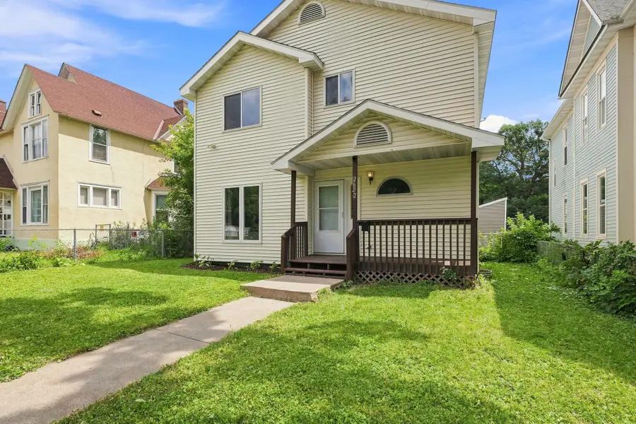 2622 Dupont Avenue N, Minneapolis, MN 55411 - #2