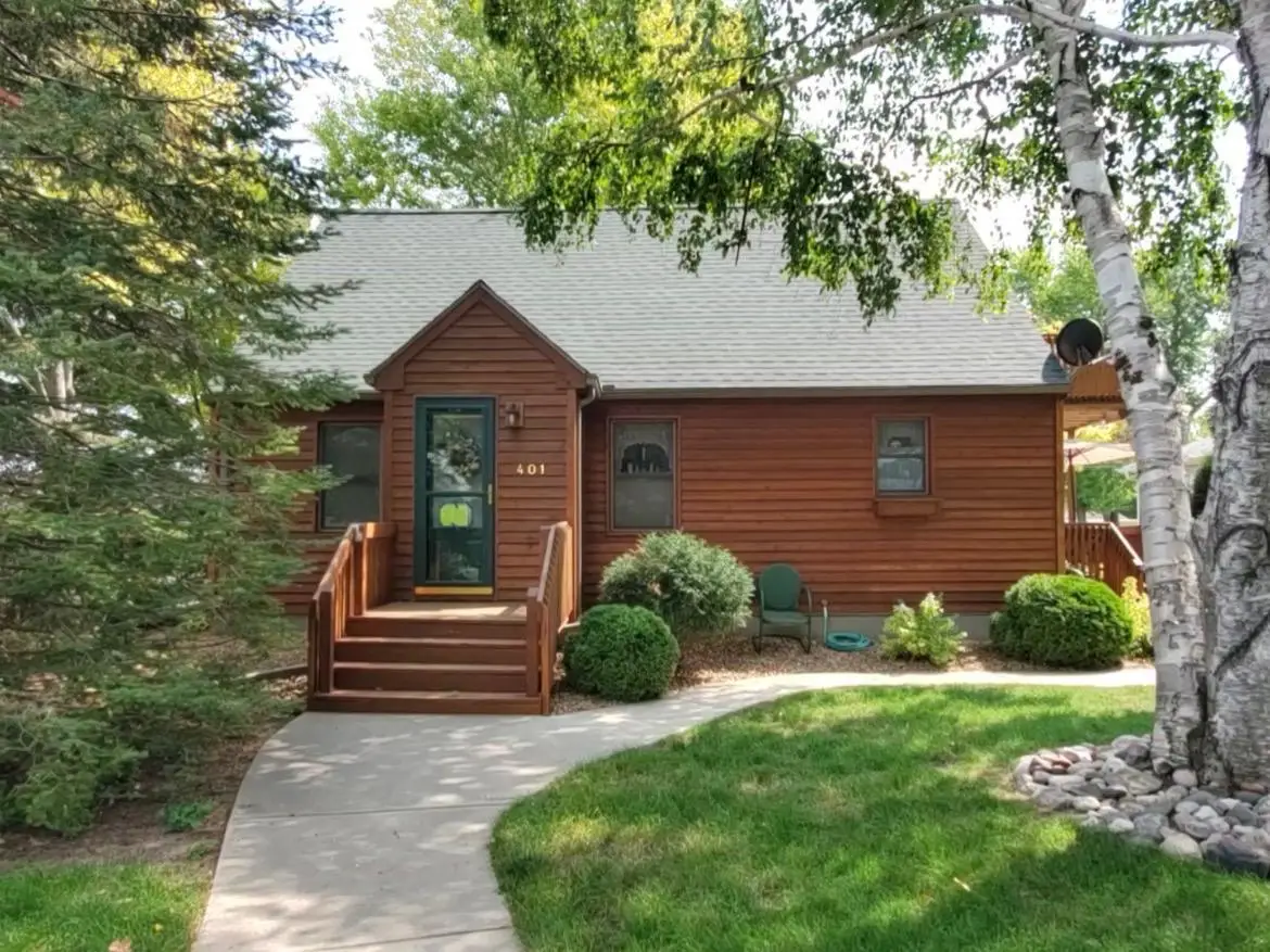 401 S 7th Street, Olivia, MN 56277 - #1