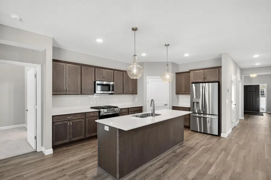 1503 Victory Lane Ne, Isanti, MN 55040 - #3