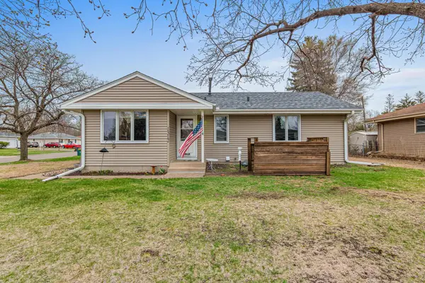 1312 72nd Avenue N, Brooklyn Center, MN 55430