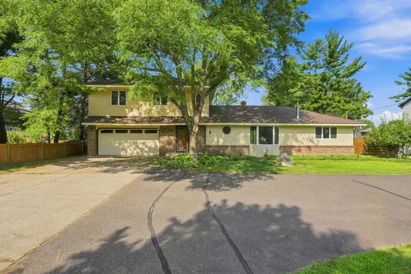 3595 Edgerton Street, Vadnais Heights, MN 55127