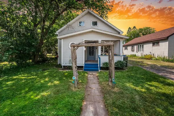 415 8th Street, Cloquet, MN 55720