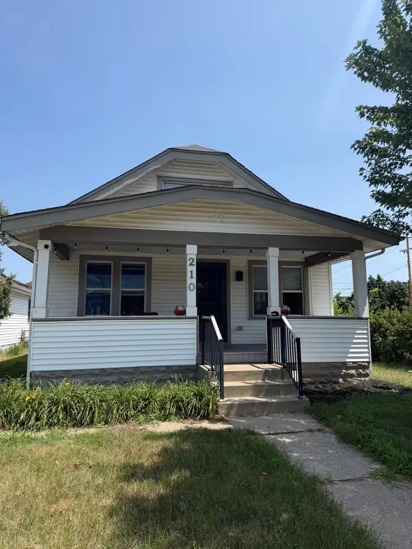 210 6th Avenue N, South Saint Paul, MN 55075