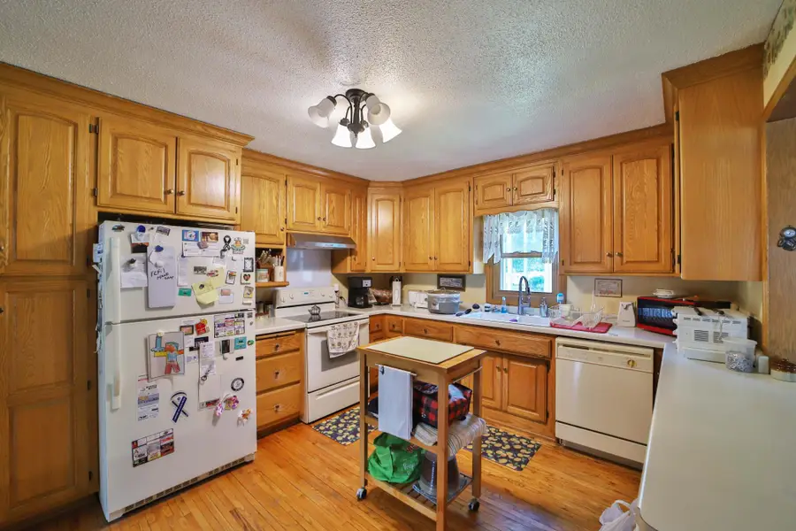 708 8th Avenue Sw, Little Falls, MN 56345 - #2