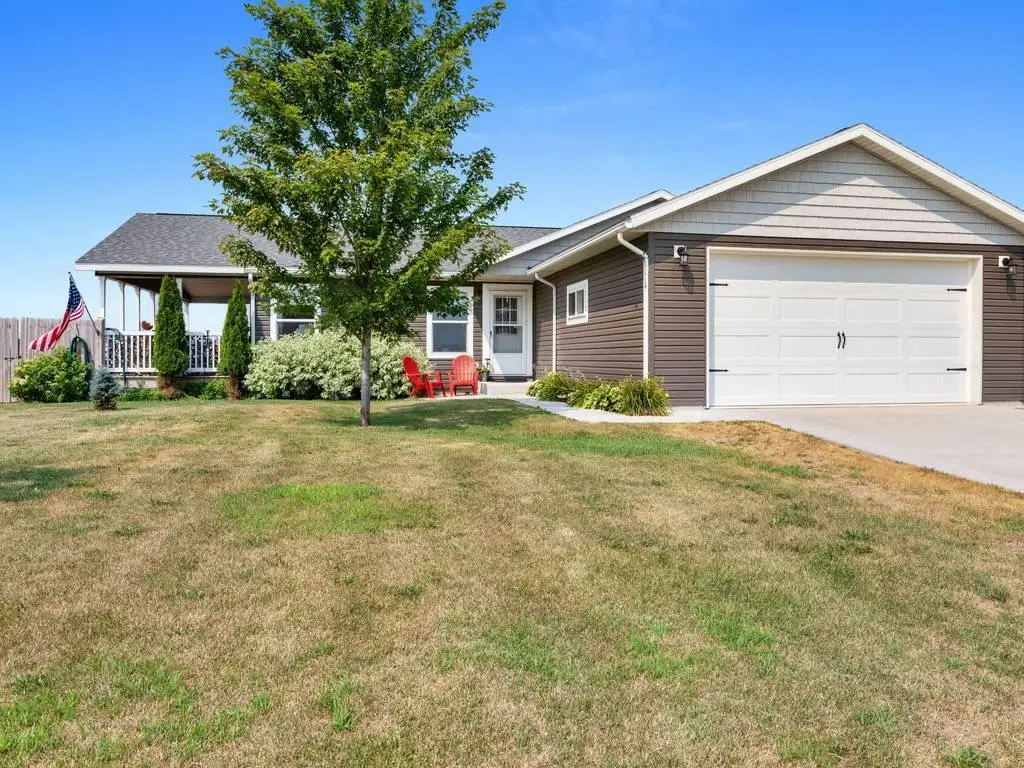 537 Elm Street N, Kimball, MN 55353 - #1