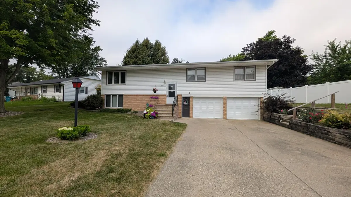 509 5th Street Ne, Waseca, MN 56093 - #1