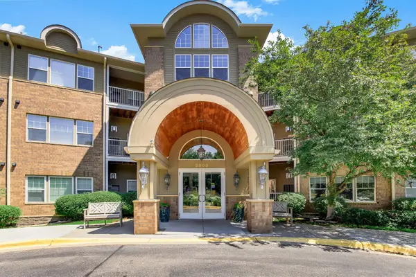 3800 85th Avenue N #117, Brooklyn Park, MN 55443