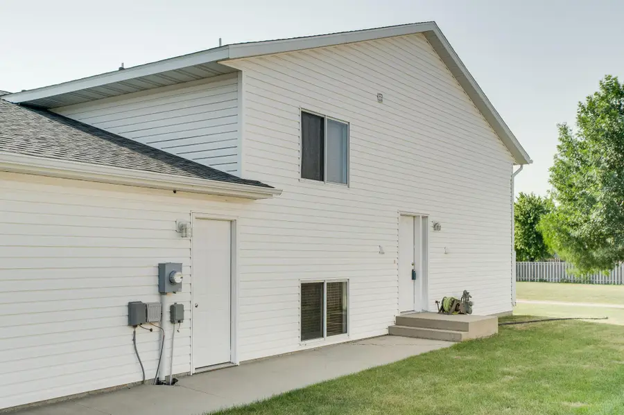 1901 41st Avenue S, Moorhead, MN 56560 - #2