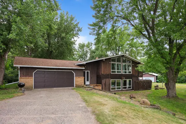 2146 15th Street Ne, Sauk Rapids, MN 56379