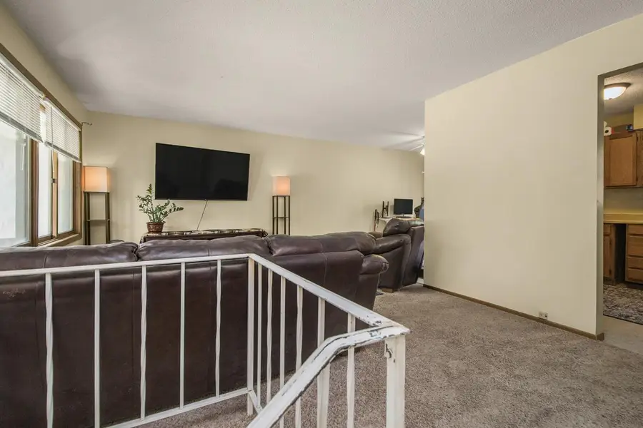 7382 Borman Avenue, Inver Grove Heights, MN 55076 - #3