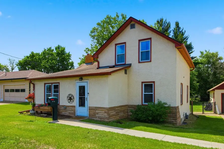 510 Mississippi Street Ne, Fridley, MN 55432 - #3
