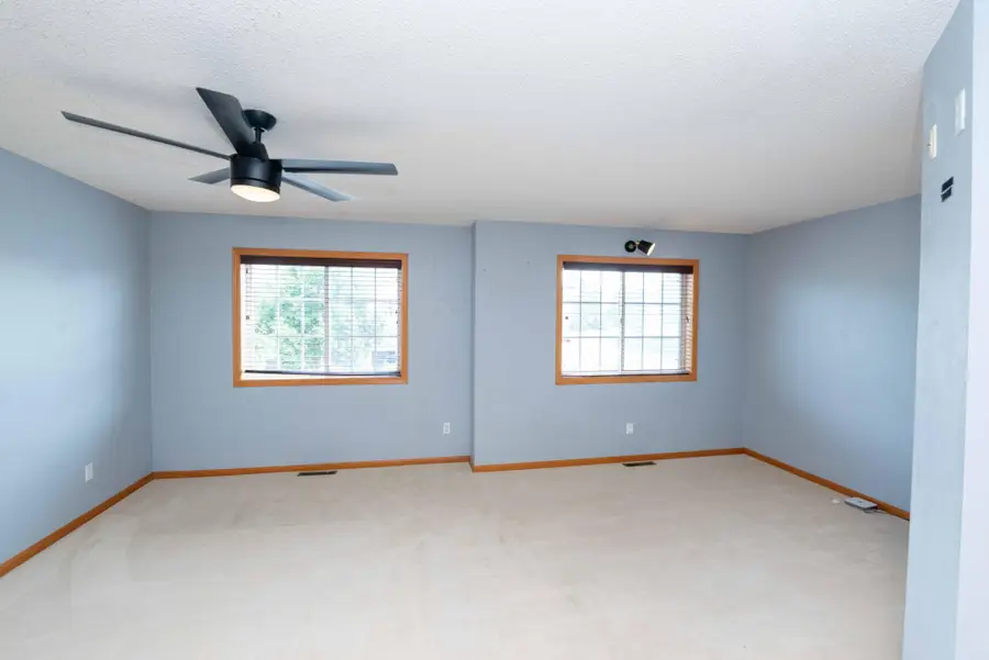 8663 Quarry Ridge Lane #F, Woodbury, MN 55125 - #2