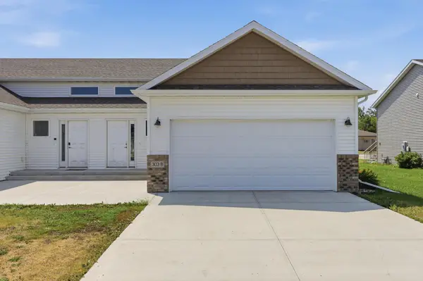 303B Torontos Court, Hillsboro, ND 58045