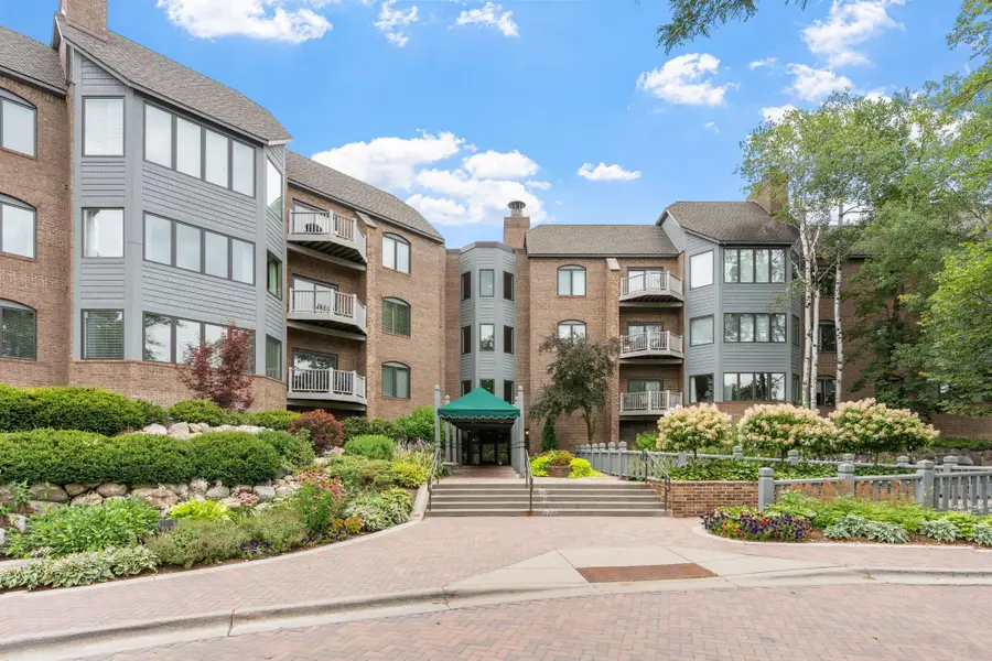 12700 Sherwood Place #112, Minnetonka, MN 55305 - #2