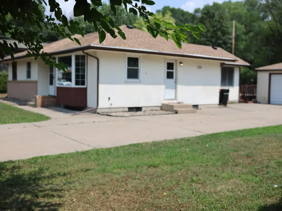 1764 Atlantic Street, Maplewood, MN 55109 - #3
