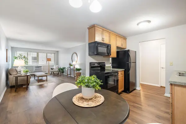 4400 Upton Avenue S #203, Minneapolis, MN 55410