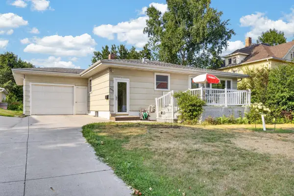 436 8th Street Nw, Valley City, ND 58072