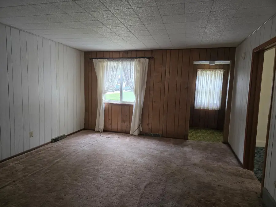860 Basinger Memorial Drive, Mountain Lake, MN 56159 - #3
