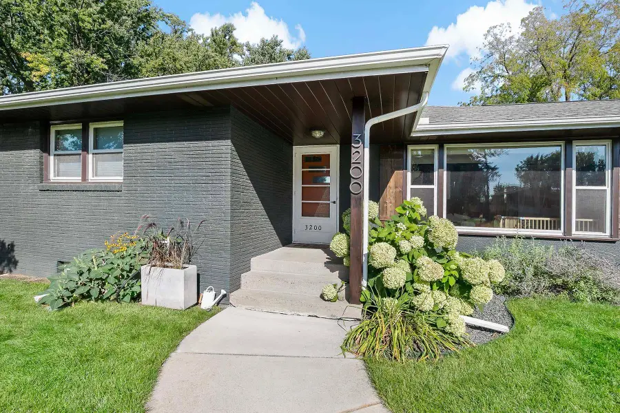 3200 Armour Terrace, Saint Anthony, MN 55418 - #2