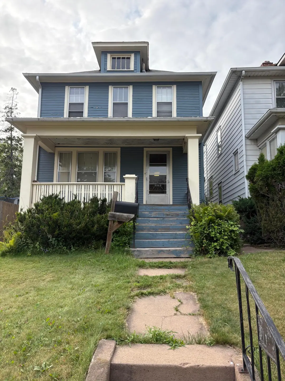 1117 E 10th Street, Duluth, MN 55805 - #1